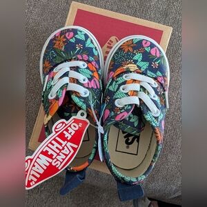 Vans Baby Unisex Multi Tropic Authentic Elastic Size 4 NWT